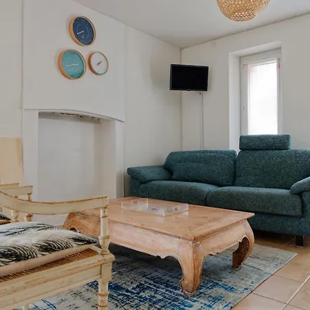 Le Valnotte - Proche Et Traversees Iles 度假居 *