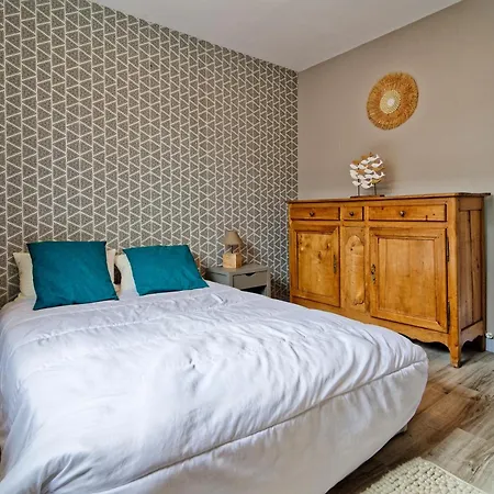 Le Valnotte - Proche Et Traversees Iles 度假居 *