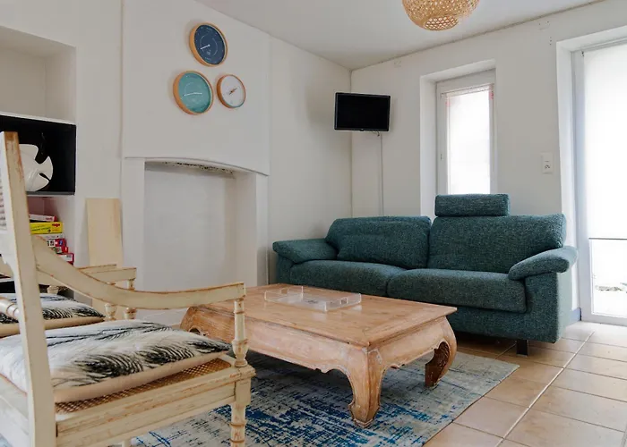 Le Valnotte - Proche Et Traversees Iles Holiday home *